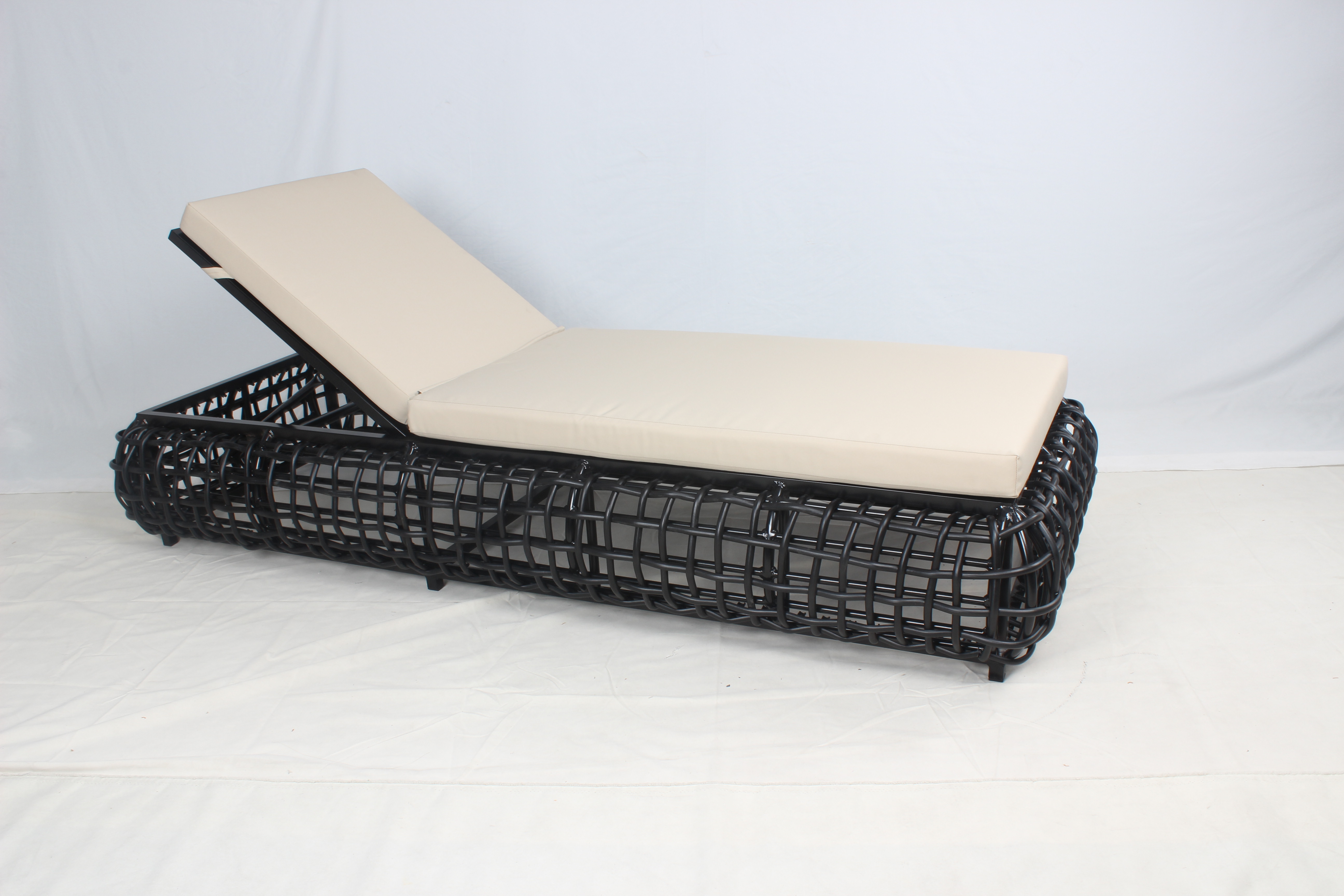 Letto singolo da esterno casual nero intrecciato